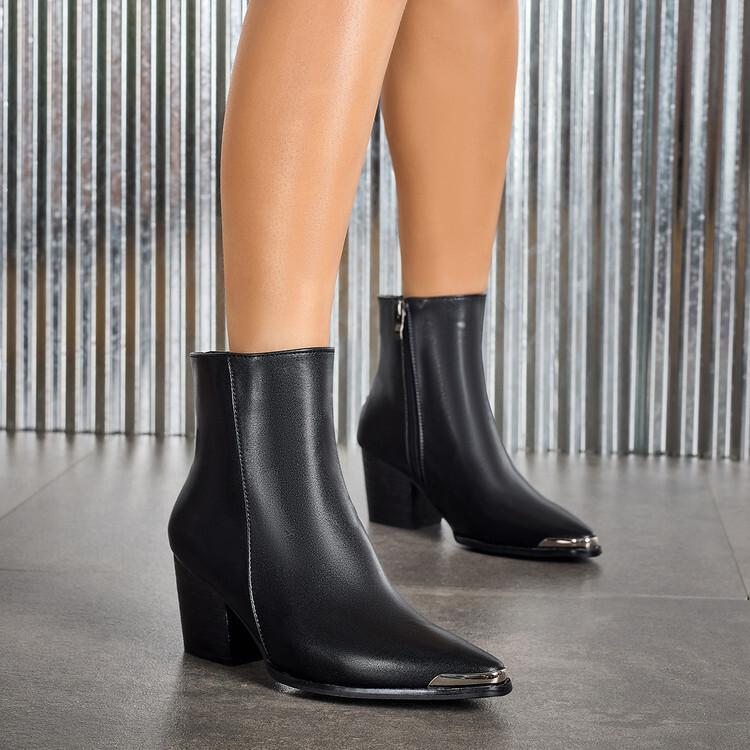 

Source thick heel Martin boots women s high heel square head short single boots are thin and short 39 темно-коричневого