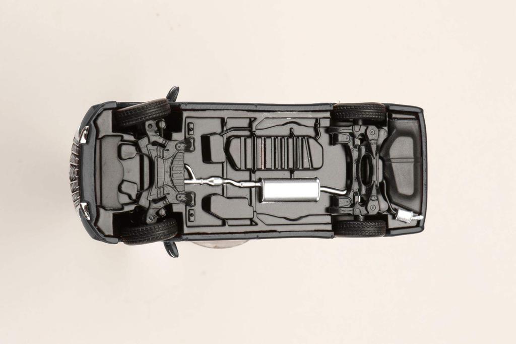 Gaincorp Products 2019 Toyota Alphard Black Metallic Drive Finished Model 1/64 Right-Hand KS004-18