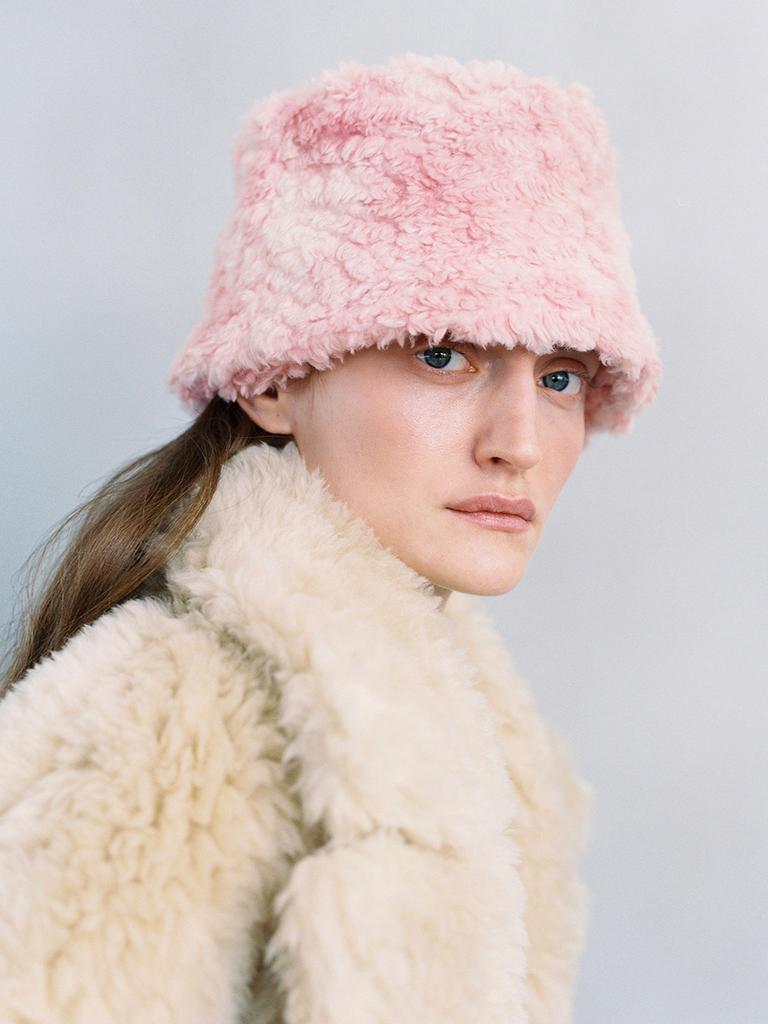 Eosseomnijeu Fur Lampshade Hat_Snow Pink