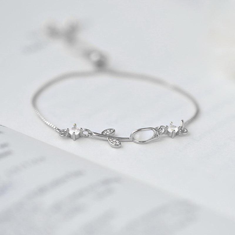 Bracelet coréen léger et luxueux en forme de tulipe pour femme, bijou tendance, ajustable, en perles d'opale et de zircone brillante
