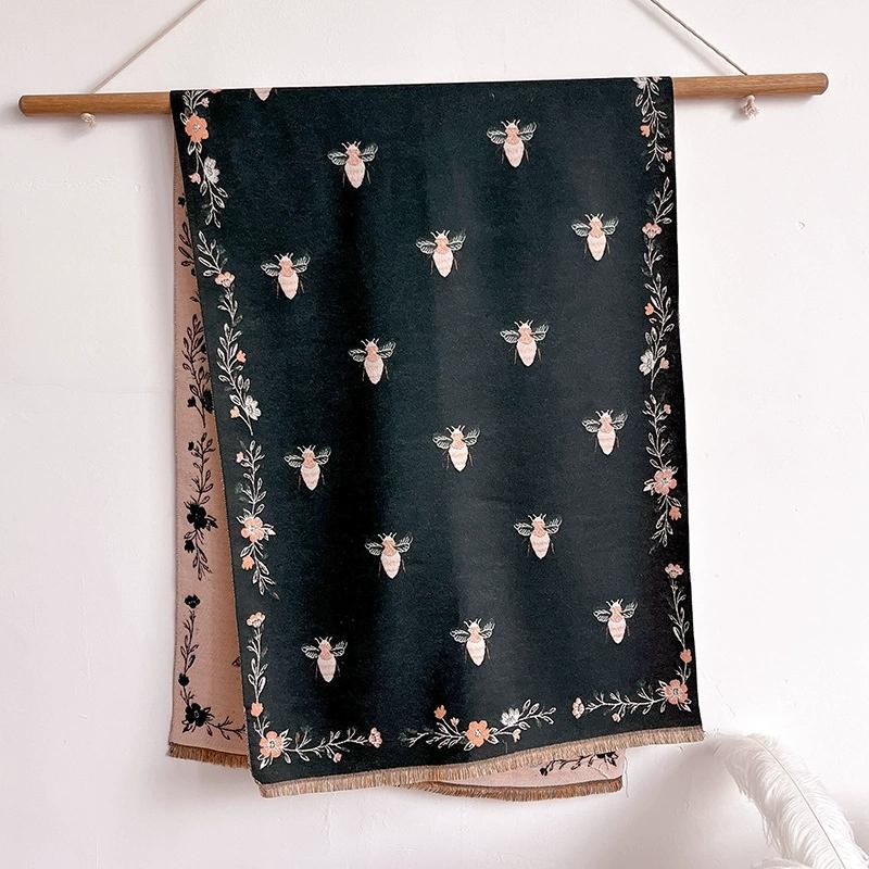 Autumn And Winter Warm Scarf For Women Retro Jacquard  Scarf With Tassel Luxury Faux Cashmere New Scarves And Shawls