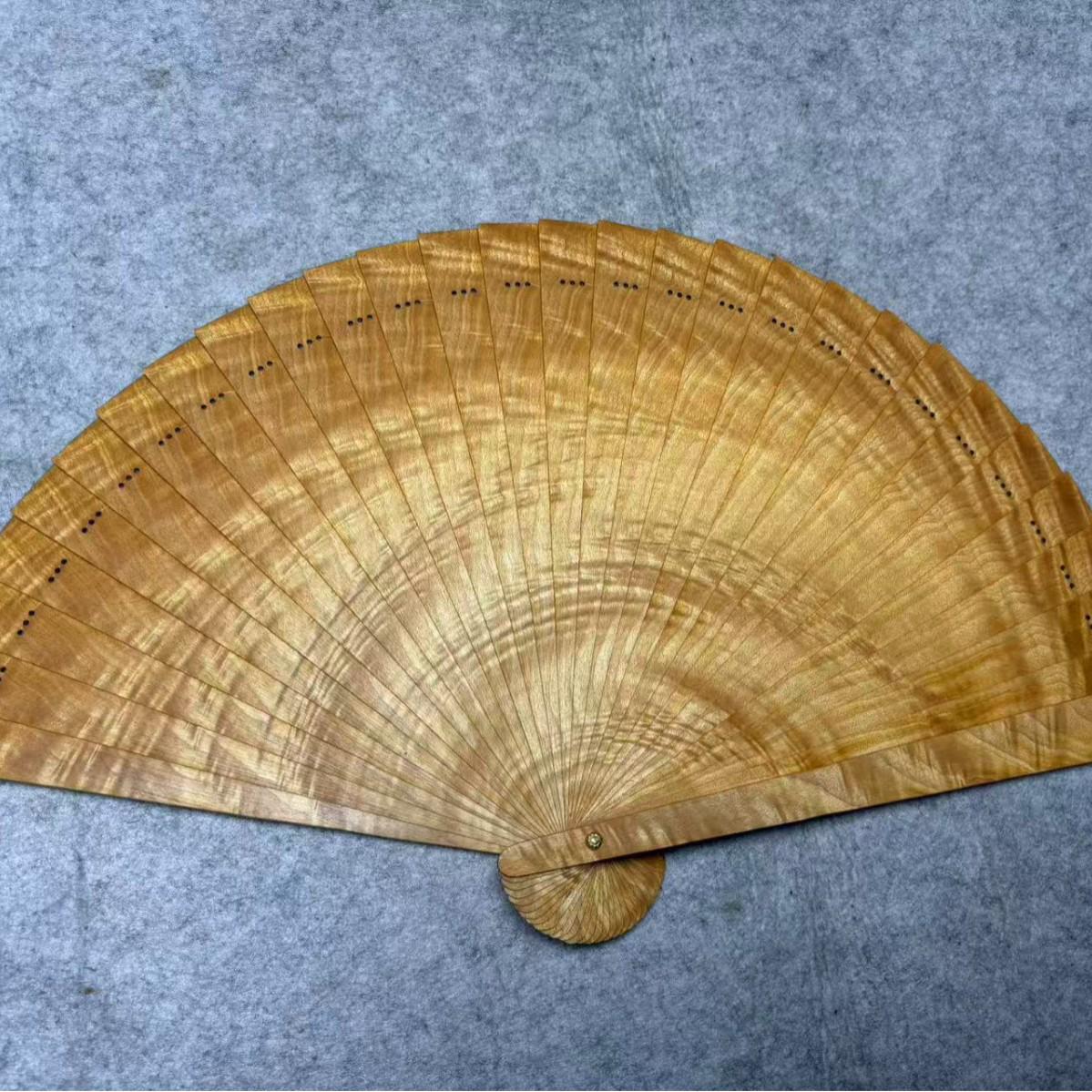 Golden Silk Nanmu Wooden Craft Fan
