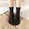 Plush Velvet Thicken Split Toe Socks Two Toe Mid-Calf Socks Winter Thermal Socks Floor Socks Japanese Tabi Socks Clogs Socks