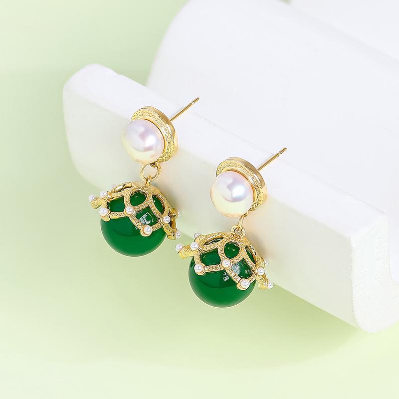 

2024 Unique Chinese Style Agate Pearl Earrings: Elegant Dangle and Stud Design зелёный