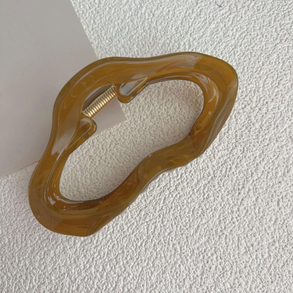 Elegant Clouds Hollow Out Hair Claws Clip Women Girls Jelly Acrylic Hair Clamps Plastic Irregular Barrettes Hair Accessories New