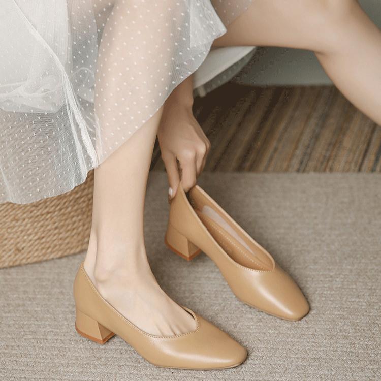 Women's Chunky Block Heeled Pumps Low Heels Closed Toe Dress Shoes Comfortable Office Work Shoes Heel Pumps for Women Comfortable Square Toe Shoes
