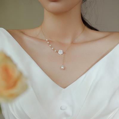 White Rose Natural Pearl Necklace Neck Chain Female French Retro Niche Design Two Wear Collarbone Chain Necklace
