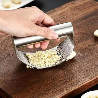 Verbesserte Edelstahl-Knoblauchpresse, manueller Knoblauch-Ingwer-Wippenbrecher, Knoblauchschneide- und Hackwerkzeug, Küchenhelfer