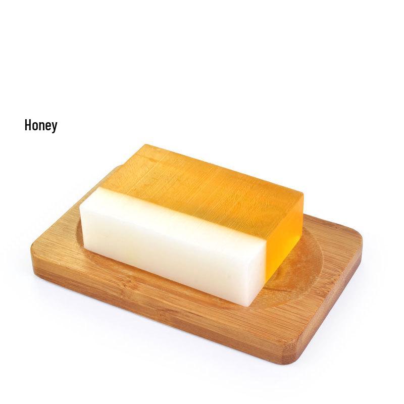 Бамбуковый уголь и черное мыло с куркумой, имбирем, медом и лимоном