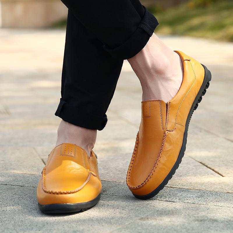 Zapatos de cuero de alta calidad para hombre, mocasines suaves, mocasines planos de marca de moda.