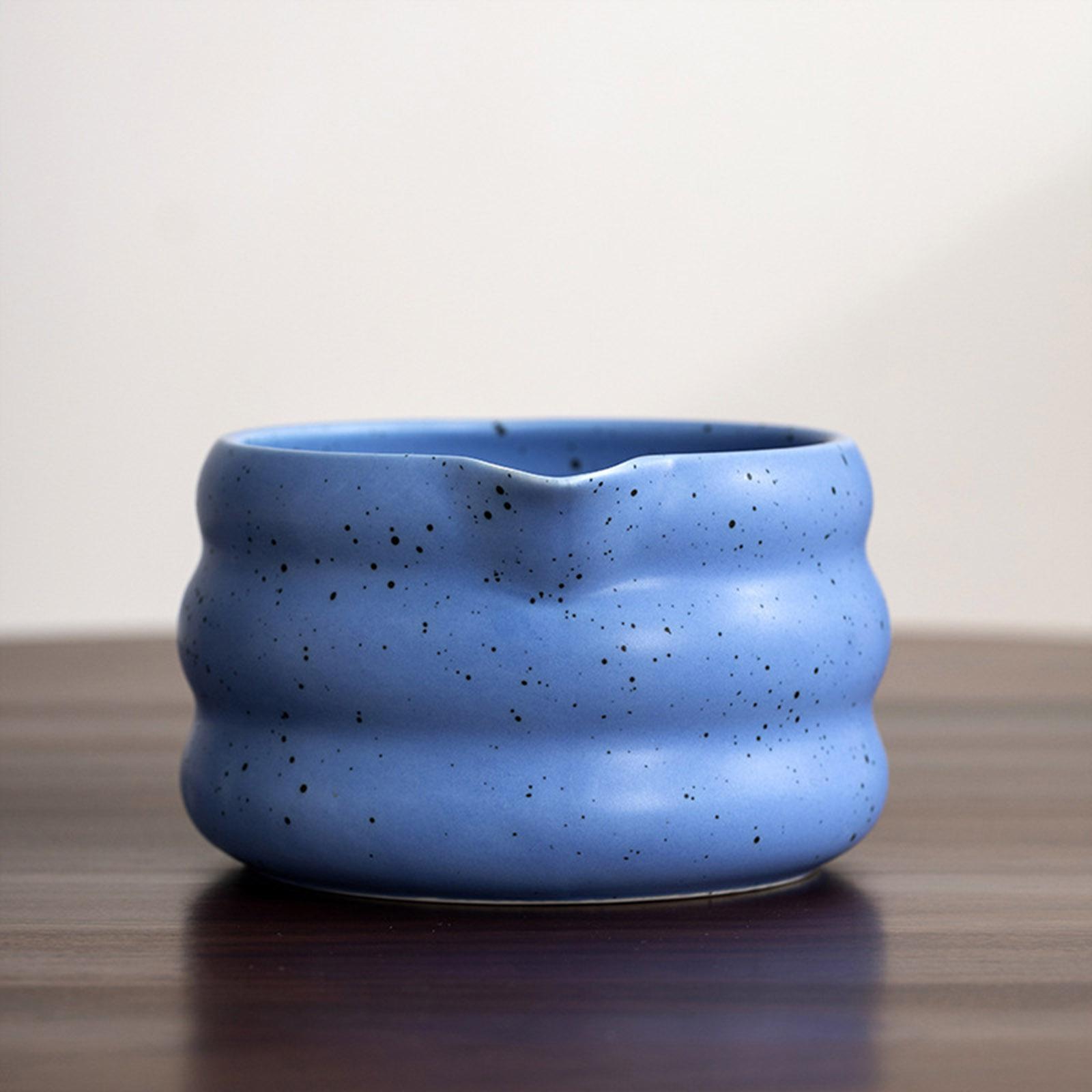 

Japanese Matcha Bowl Pottery Bowl Easy to Clean with Pouring Spout Tea Utensil Traditional Matcha Ceremonial for Kitchen Home синій