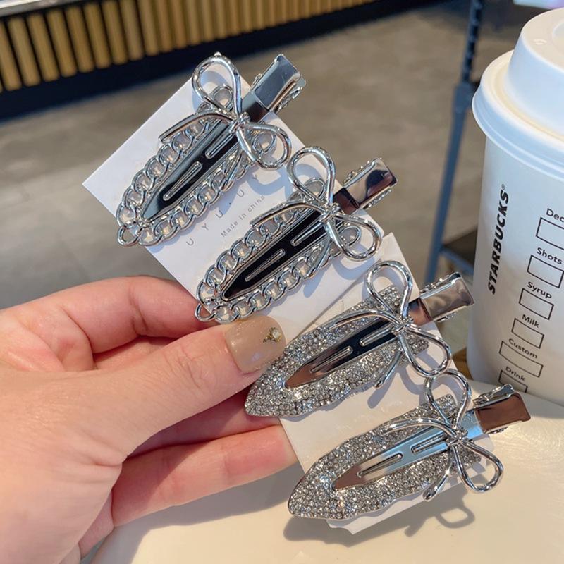 Süße Coole Mädchen Metall Schleife Entenschnabelspange Strass Perle Pony-Clip Seite Kopfschmuck Mädchen Kinder Frauen Haaraccessoires