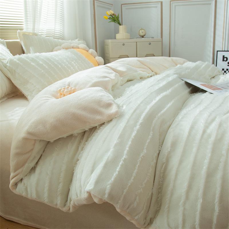 Winter Cut Milk Velvet 4-Piece Set Thickened Warm Coral Velvet Bedspread Quilt Cover Solid Flannel Bedding