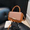 Trendy Texture, Personalized Design, New Style, Fashionable and Simple, Casual Temperament, Commuting Shoulder Crossbody Handbag