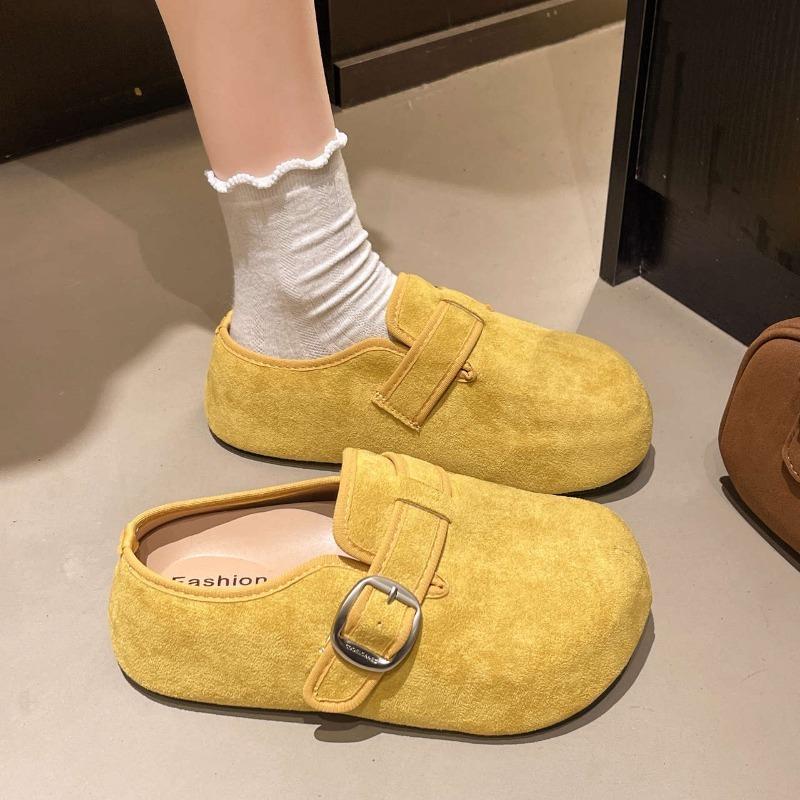 A Vintage Thick-soled Flip-flops for A Woman Cool Flip-flops and Height-increasing Shoes