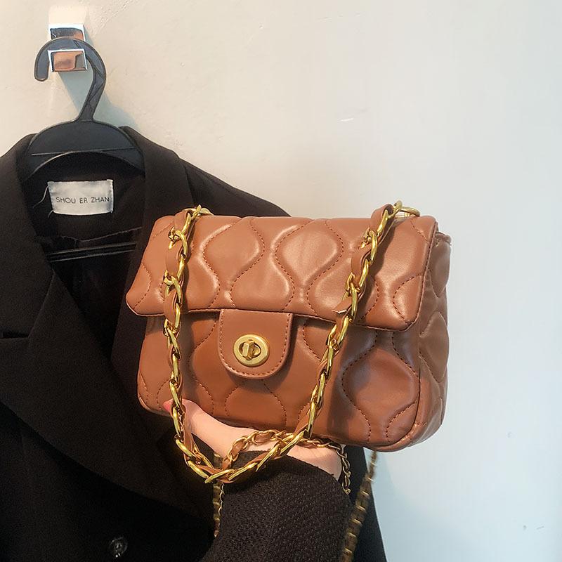 Fashion Bag Season New Versatile Chain Oblique Small Square Bag Universal Women's Bag