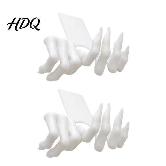 Devil Hand Bookmark Gothic Creepy Demon Claw Bookmark 3D Printed Scary Dark Style for Book Lovers Halloween Bookshelf Decor Shaped