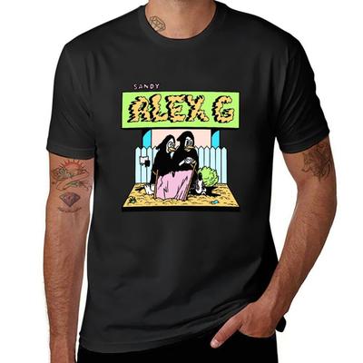 חולצות וגופיות – חולצות טי