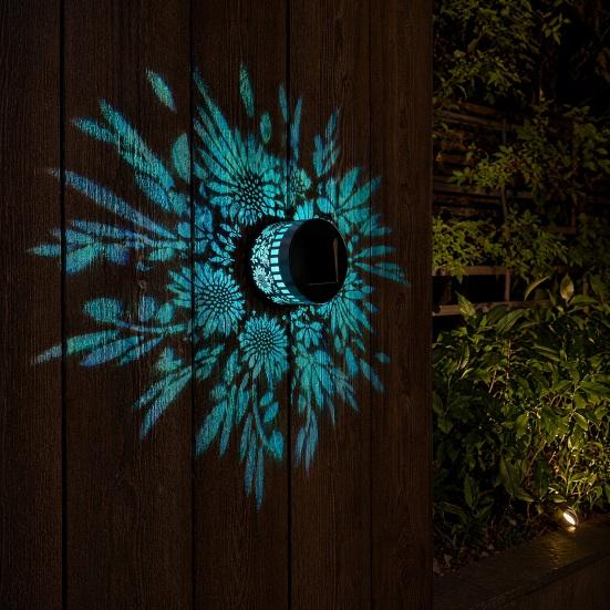 Solar Wall Light, 7 Color Changing Fence Light, Outdoor Projection Lamp, Waterproof Garden Lamp for Yard Patio Backyard Decor