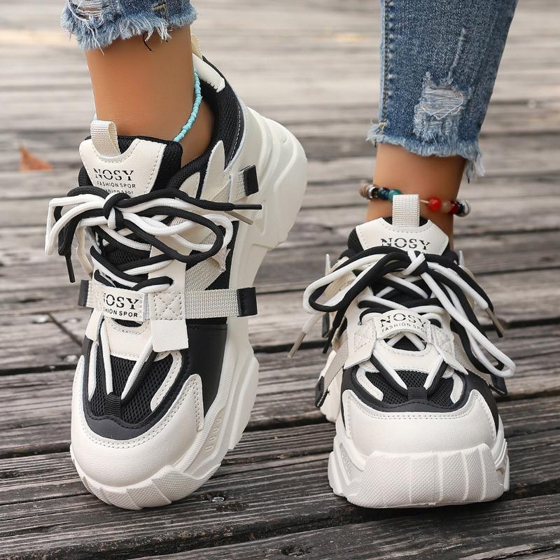 Fashion 2025 Sneakers Women Designer Shoes Women Lightweight Mesh Breathable Versatile Outdoor Casual Shoes
