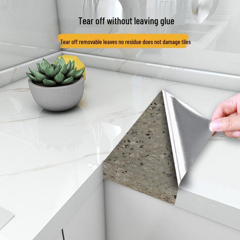 Film Autoadeziv pentru Blat de Bucătărie din Marmură Rezistent la Ulei, cu Spate din Folie de Aluminiu și Rezistență la Temperaturi Înalte