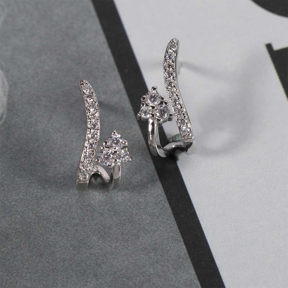 

Simple Korean Girls Sweet Copper Fashion Jewelry Zircon Stud Earrings Women Earrings