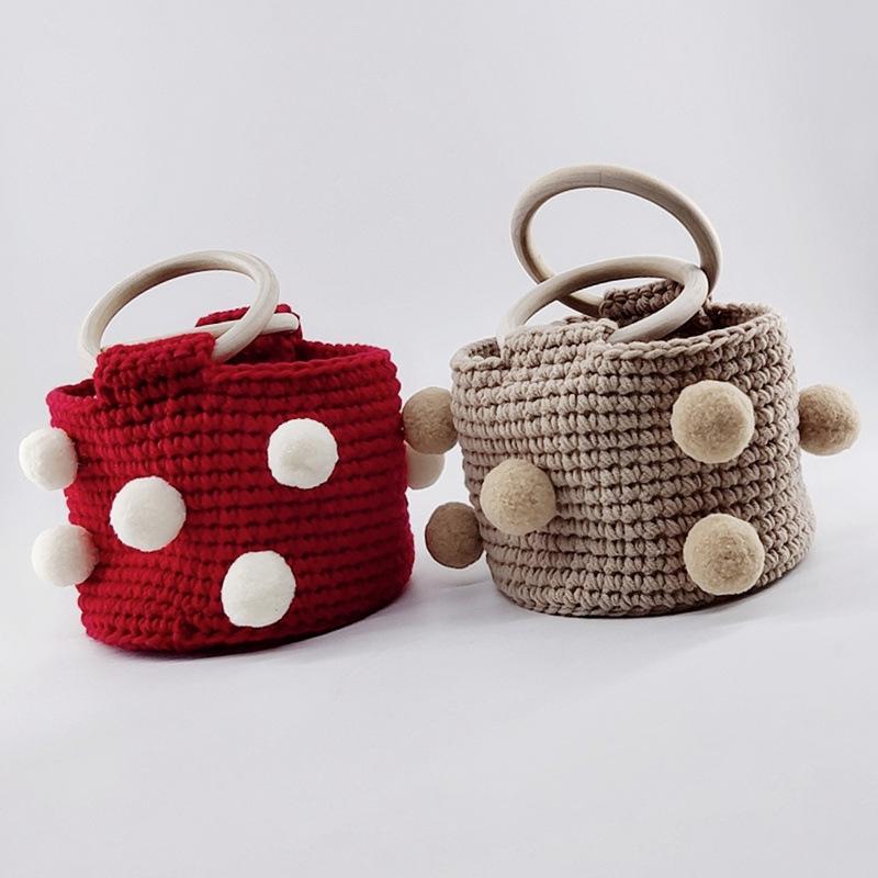 Yarn Knitting Pompom Bucket Handbag - Trendy Crochet Finished Women's Portable Bag