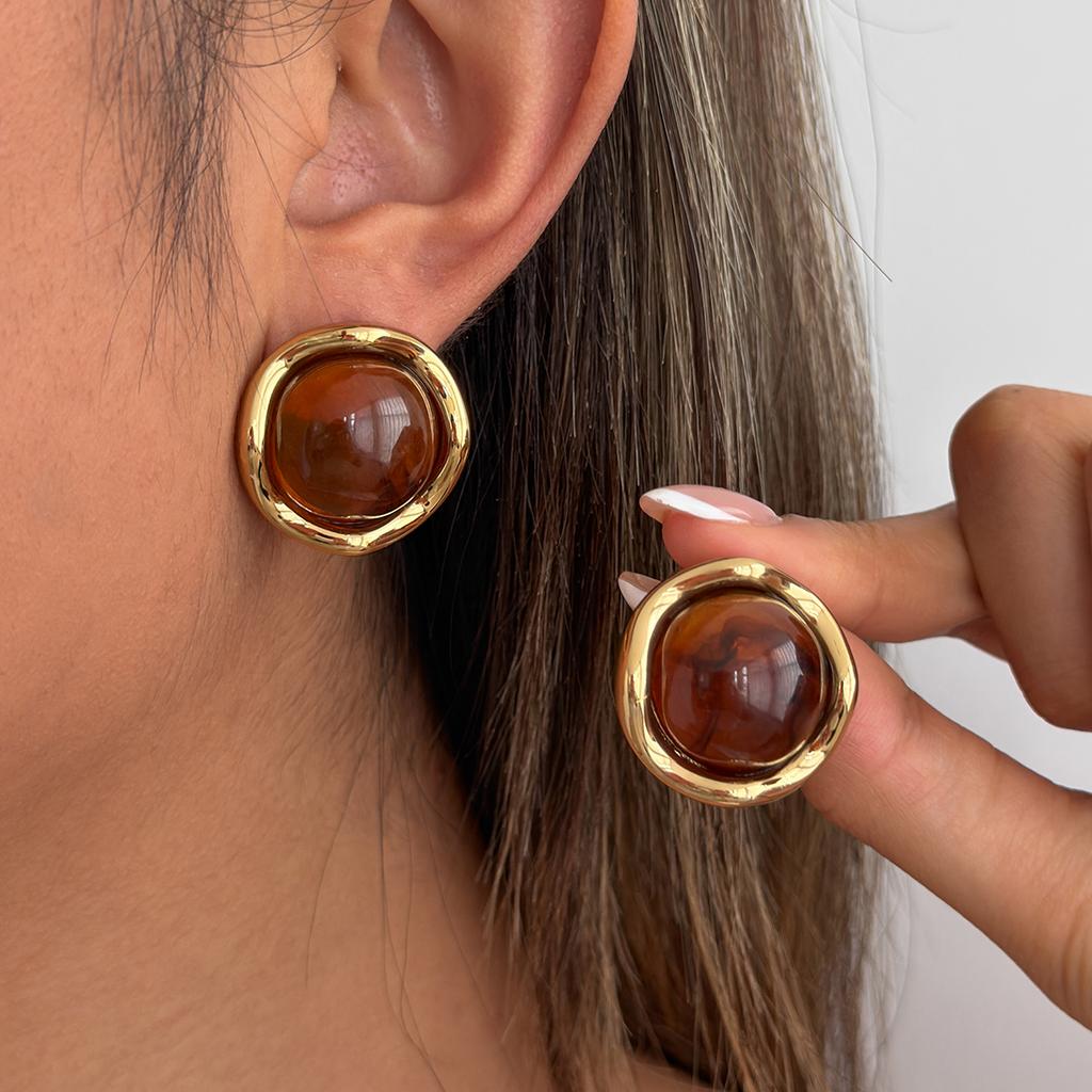 Salircon Vintage light Brown White Pink Resin Stud Earrings Women 18K Gold Plated Stainless Steel Piercing Ear Accessory Jewelry