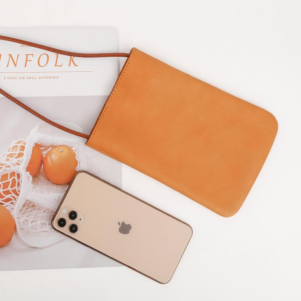 Dámska mini crossbody taška na mobil z pravej kože - Jednoduchá, jednofarebná, všestranná kabelka na rameno do ruky pre vonkajšiu módu