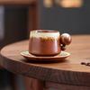 Grobes Töpferton Ofenwechsel Tasse und Untertasse Set Unregelmäßige Wabi-Sabi Keramiktasse für Kaffee Tee Hausbar Rustikale Wohnkultur Geschenk