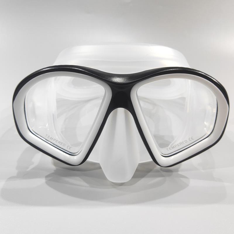 Adult Diving Mask with Tempered Glass and Silicone Seal