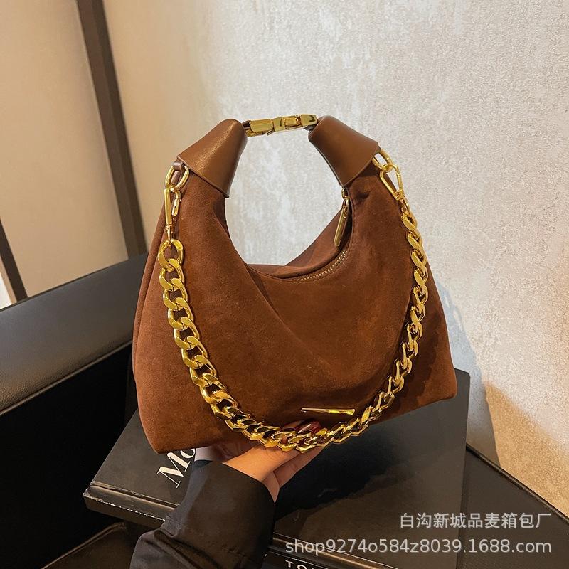 

Premium hand bag women s new retro fashion pillow bag 2025 autumn and winter versatile single shoulder crossbody dumpling bag коричневий