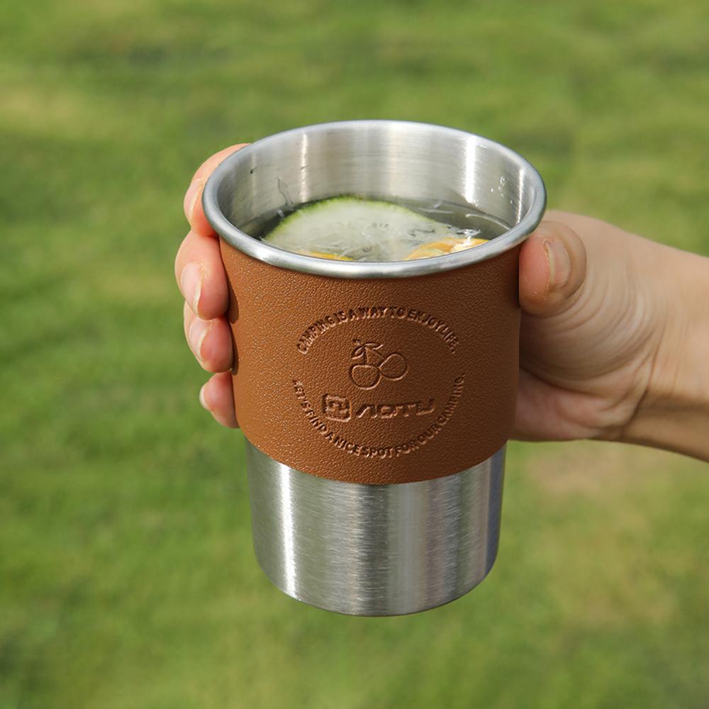 Camping Kettle for Open Fire 2L Camp Kettle + 4*360ML Stainless Steel Cups with Heat-Resistant