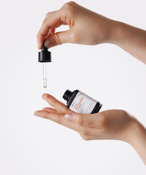 Isntree Hyper Niacinamide 20 Serum 20ml (Gift: Onion Fluid Sun 2ml x 2EA)
