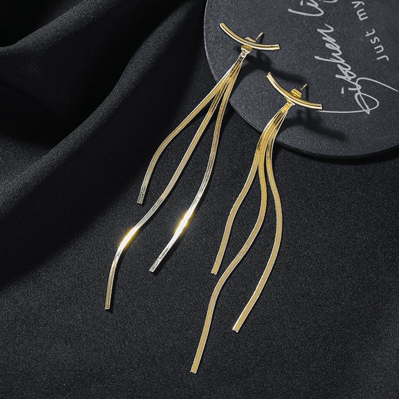 

Fashion Gold Color Knot Long Tassel Drop Earrings for Women Punk Exaggerated Metal Chain Statement Earrings Zircon Party