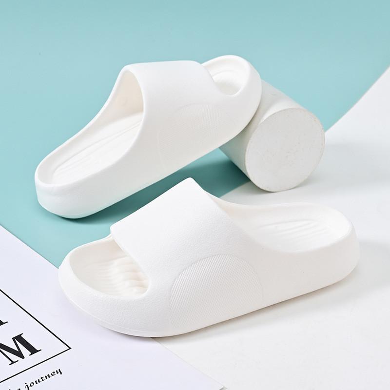 Cute Comfortable Summer Childrens Slippers For Boys And Girls With Nonslip Soft Eva Bottoms