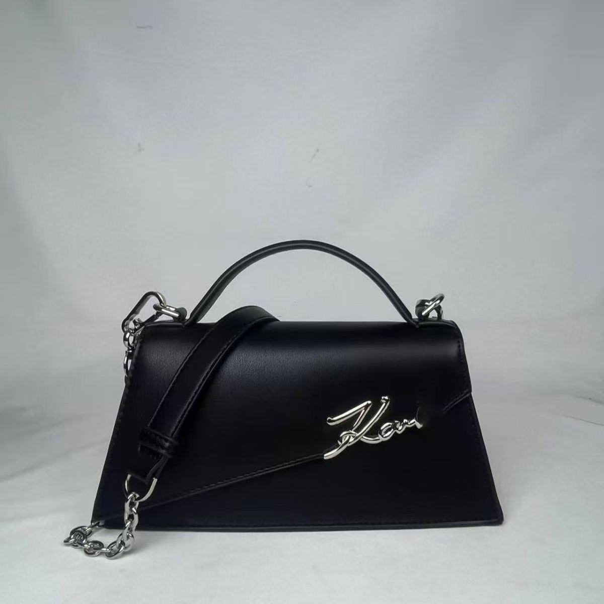 

ins Korean version of fashion trend women s shoulder bag new Xiaoxiangfeng messenger bag 24*12*6 чёрный