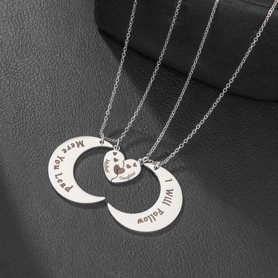 1 Pair Necklace Family Bonds Moon Heart-Shaped Pendant Necklace Mom Daughter Matching Charm Necklace Jewelry Accessories