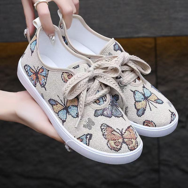 New low-top canvas shoes female student flat casual shoes sports casual board shoes lazy little white shoes