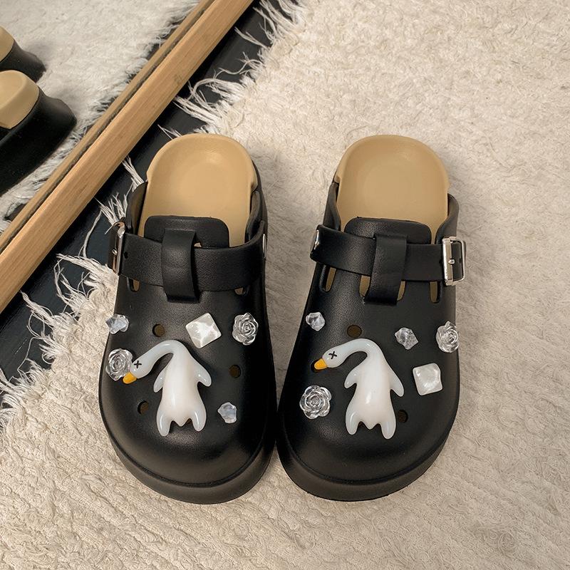 Cute shit-stepping thick-soled hole shoes women s wear summer soft-soled cool slippers 35 -36 (bag)