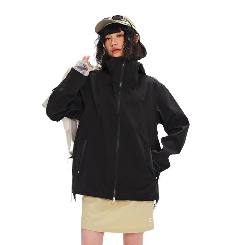 Outdoor Soft Shell Jacket Women's Three-proof Function Windproof Waterproof Jacket Men's Hiking Lightweight Single-layer Mountaineering Suit