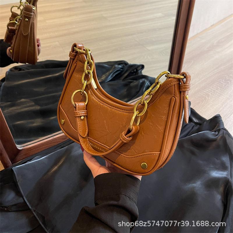Medieval bag retro 2025 winter shoulder messenger bag Internet celebrity bag manufacturer temperament versatile shoulder bag