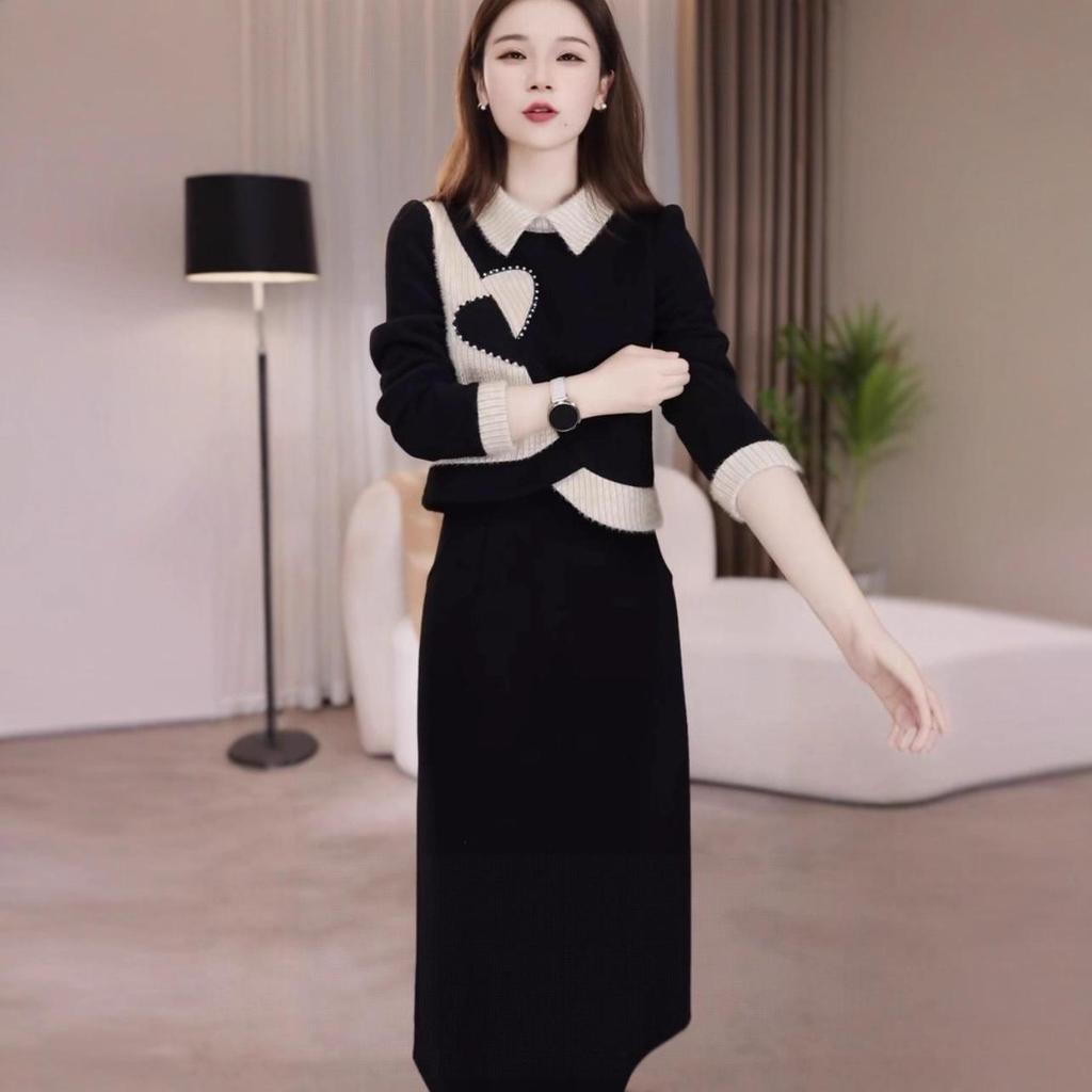 Elegant Snowflake Velvet Patchwork Dress: 2025 Autumn/Winter Age-Reducing Formal Style