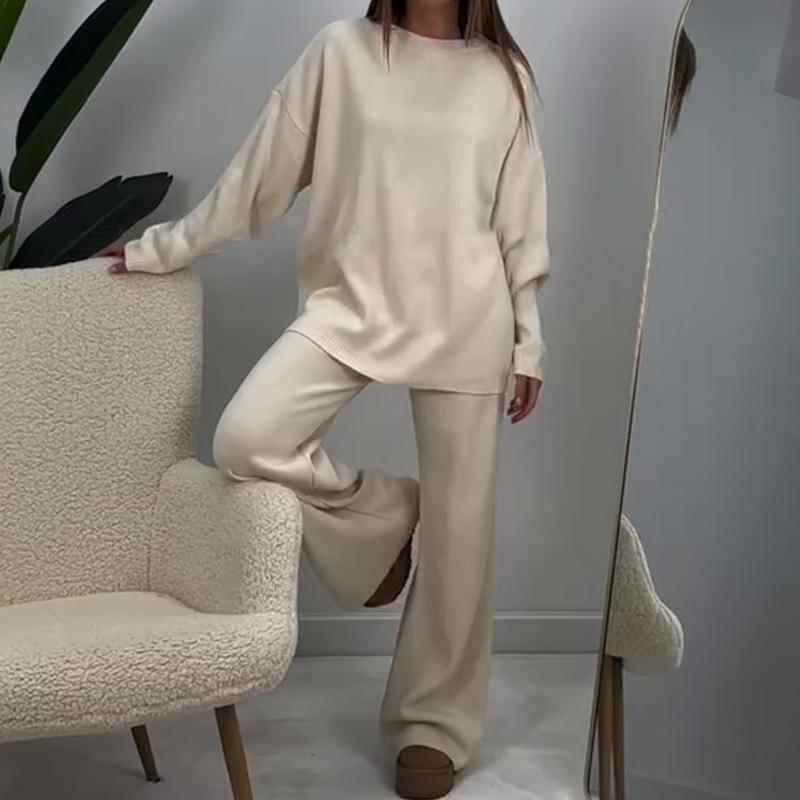 2025 Autumn Women's Versatile Loose Round Neck Sweater Set