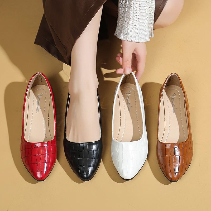 Fashion 2025 Spring and Summer New Women's Flat Shoes Pointed Low Heel Women Bean Shoes Sports Casual Shoes Women Zapatos De Mujer