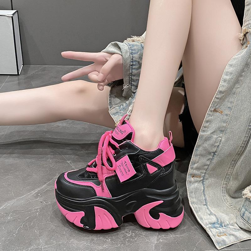 Frühlings- und Herbst-Damenschuhe mit höhenverstärkenden, modischen Kreuzriemen, vielseitige Damenschuhe mit dicker Sohle