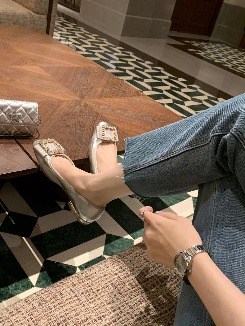 

Cowhide version~ Rhinestone silver genuine leather Mary Jane single shoes women s buckle soft-soled ladyshoes French flat shoes small leather shoes 40 срібний