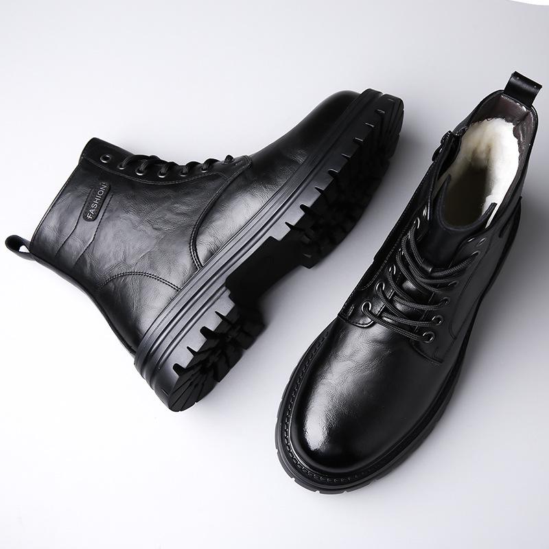 2023 Men's Retro Martin Boots: High-Top, Warm, Velvet-Lined Workwear with Thick Soles.