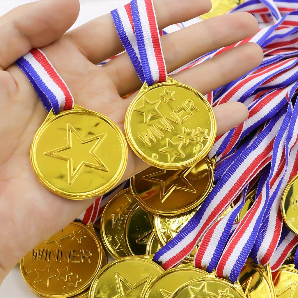 20pcs Plastic Gold Winner Award Golden Medals Kids Birthday Party Favors Sports Game Prize Toys Soccer Football Pinata Filler