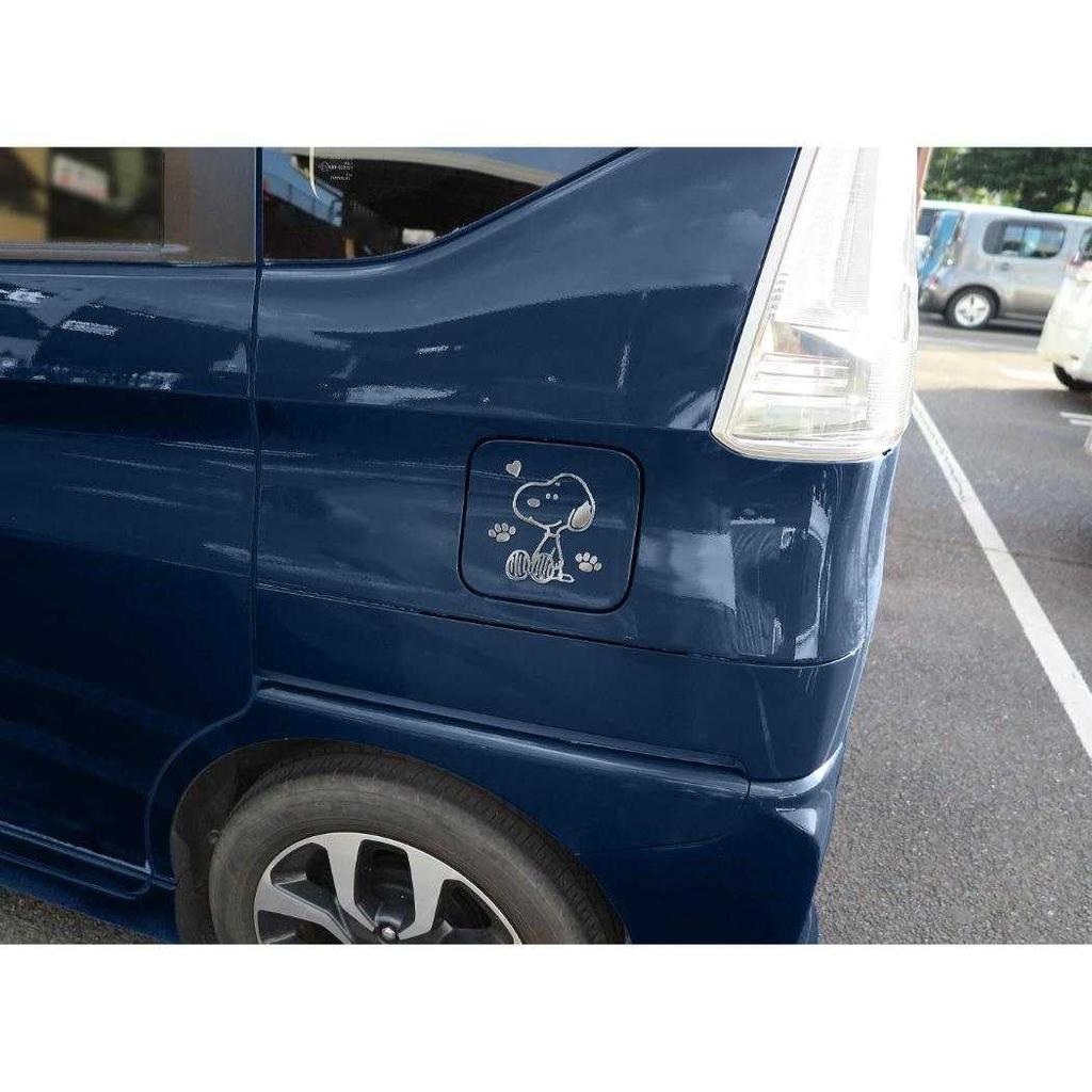 Sankin Shoji Snoopy Sitting Emblem Sticker SN3253